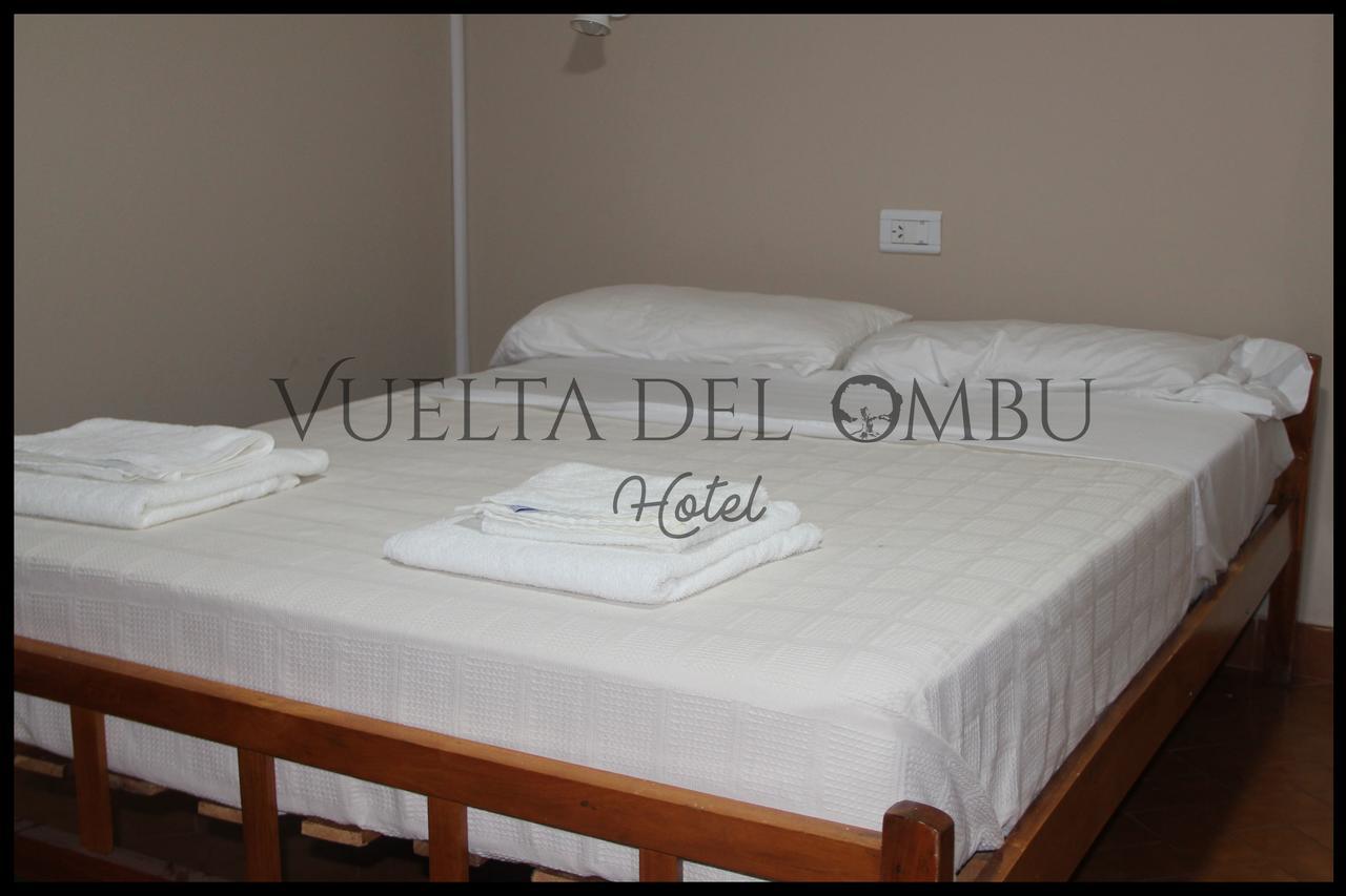 Hotel Vuelta Del Ombu Gobernador Virasora エクステリア 写真