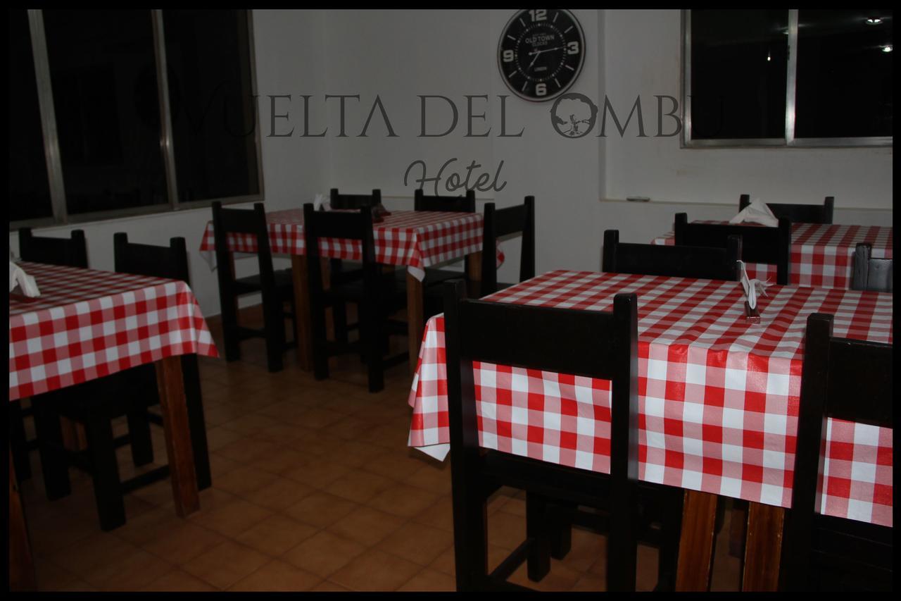 Hotel Vuelta Del Ombu Gobernador Virasora エクステリア 写真